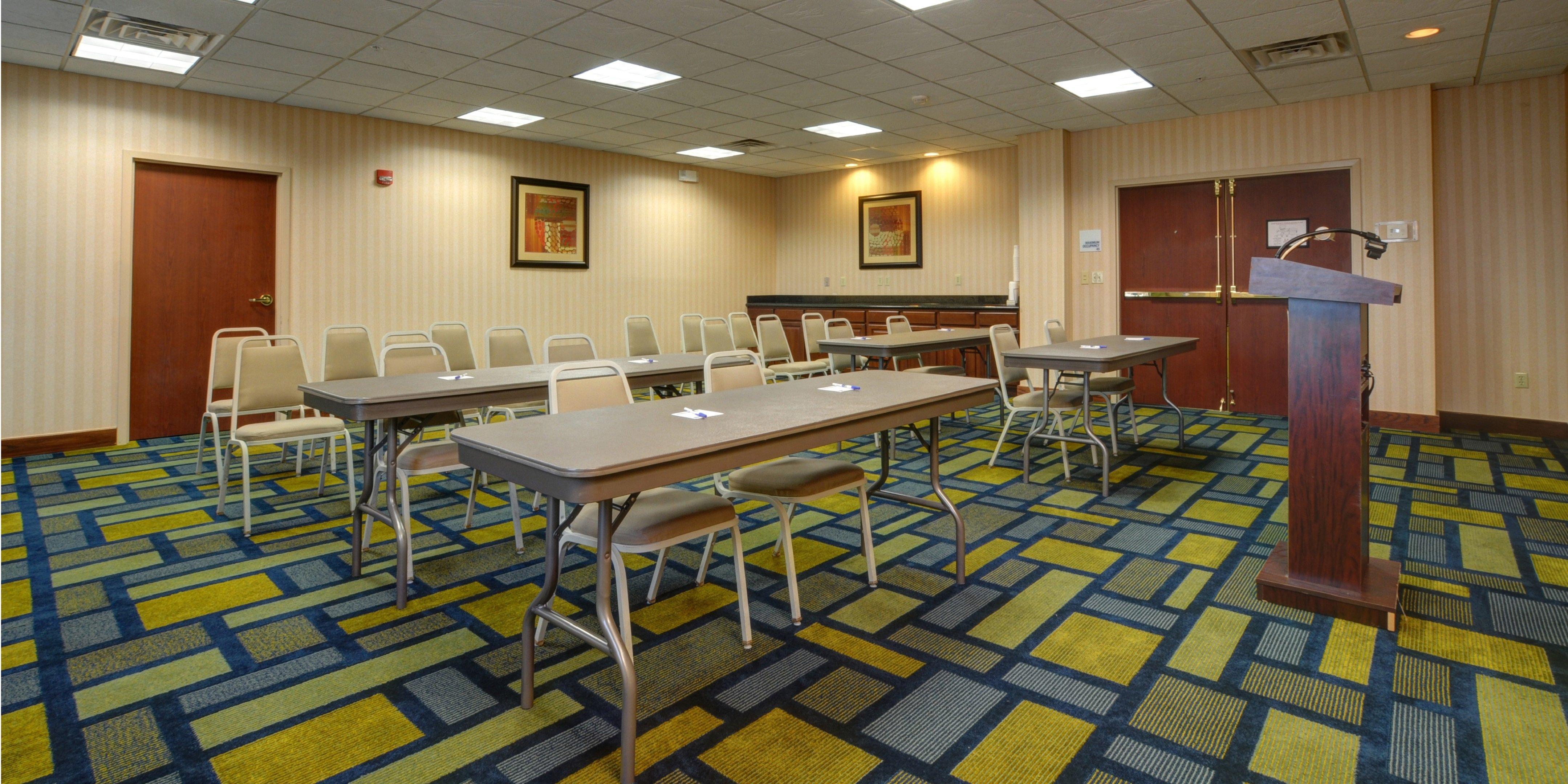 Holiday Inn Express & Suites Midwest City By Ihg Εξωτερικό φωτογραφία